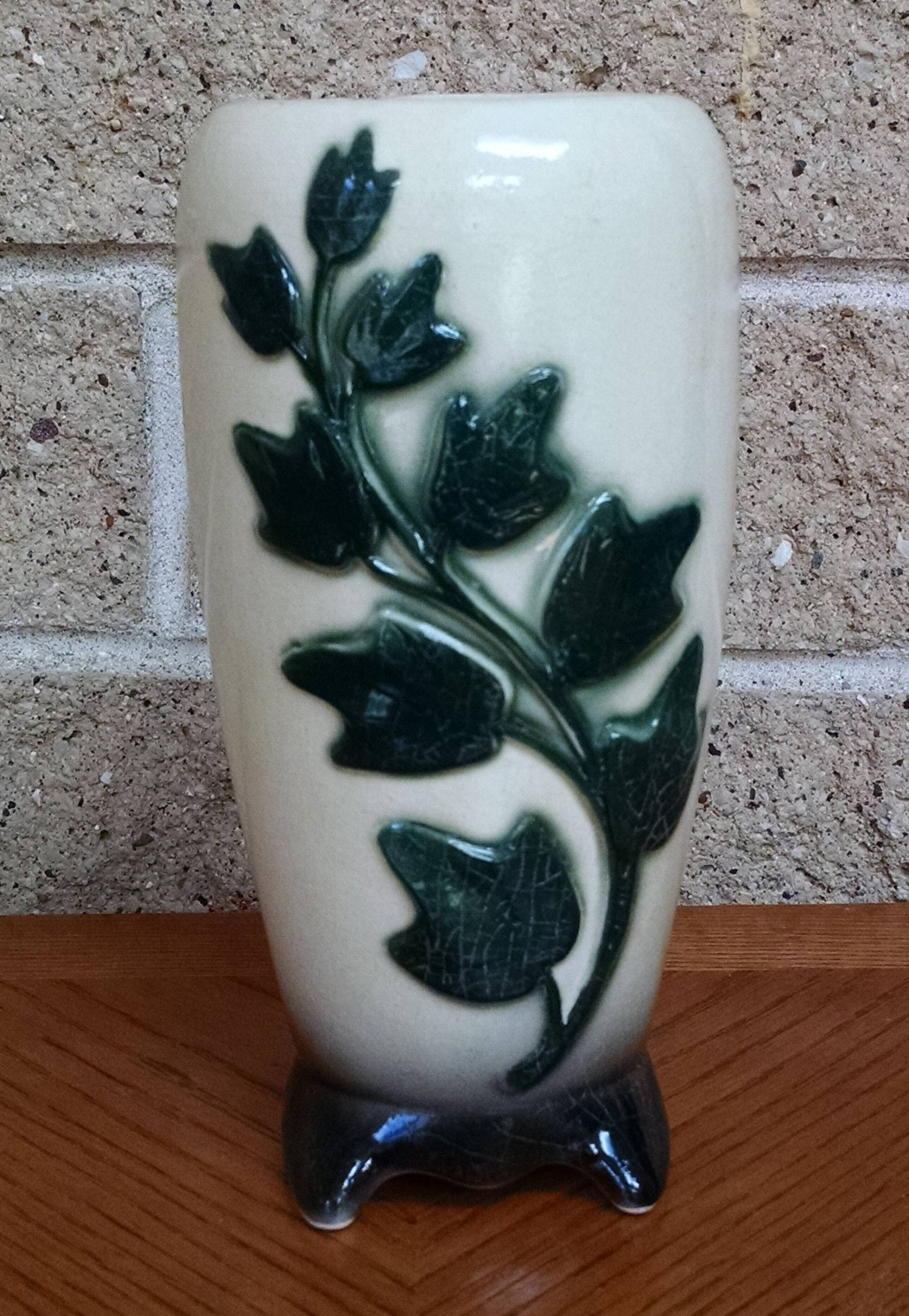 13 Recommended Abingdon Usa Pottery Vase 2024 free download abingdon usa pottery vase of royal copley ivy vase cream and green with black base vintage for royal copley ivy vase cream and green with black base vintage pottery vase spaulding china coll