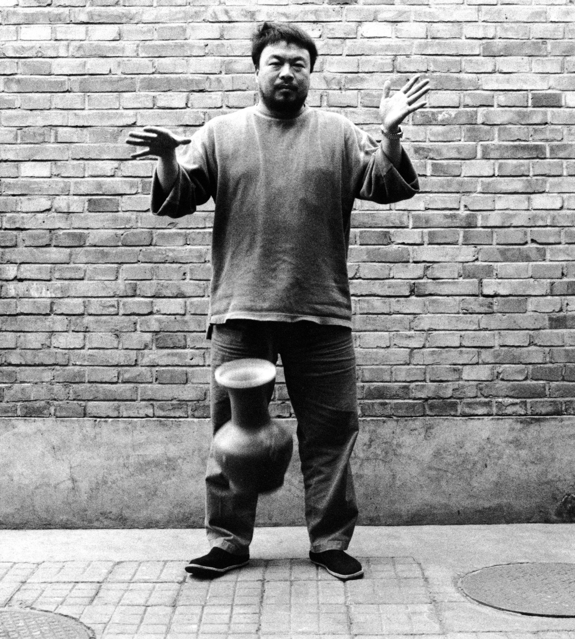 21 Awesome Ai Weiwei Vase 2024 free download ai weiwei vase of gallery of ai weiwei according to what 16 in zoom image view original size