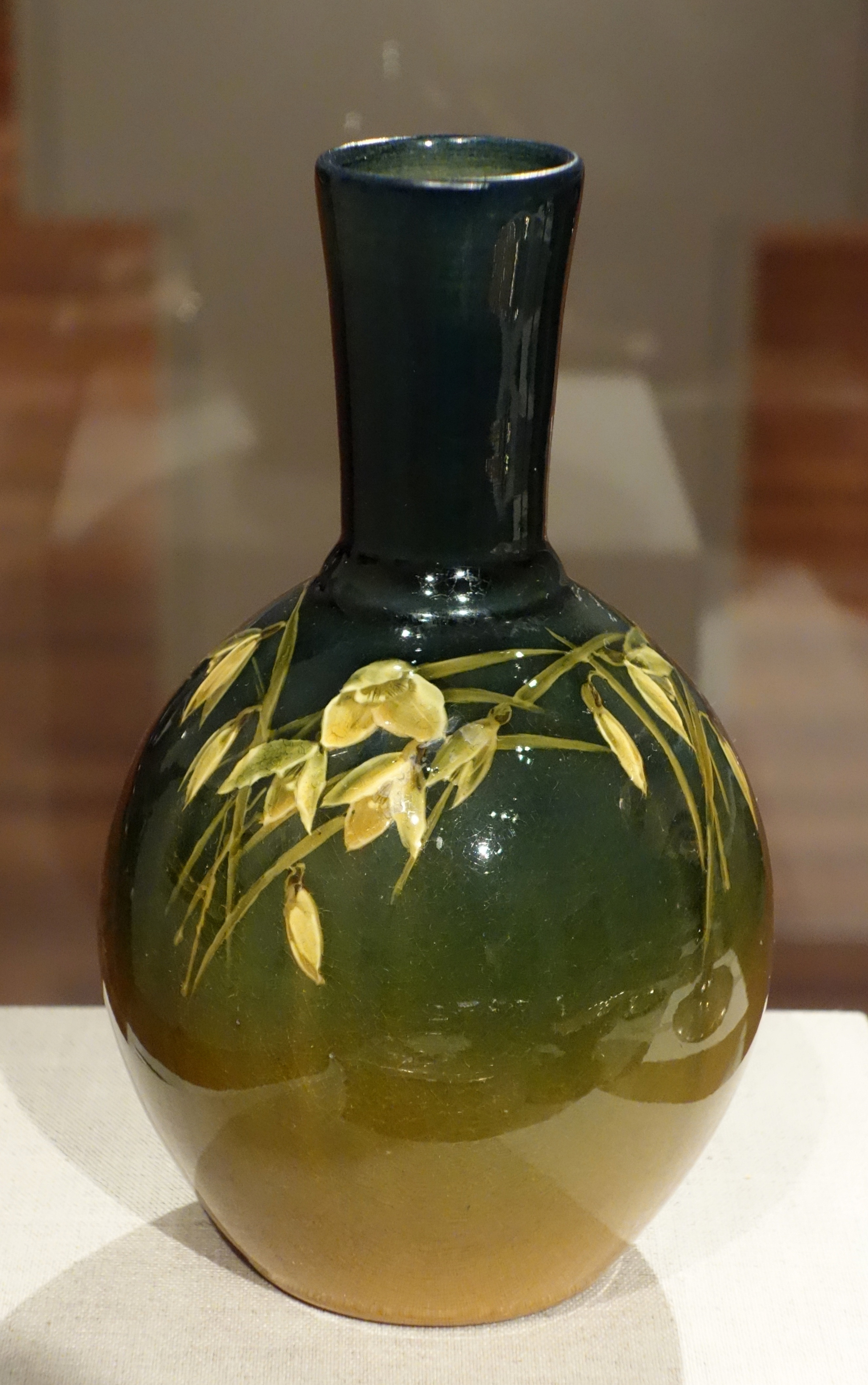 animal print vase of american art pottery wikipedia intended for glazed earthenware vase rookwood pottery ca 1900