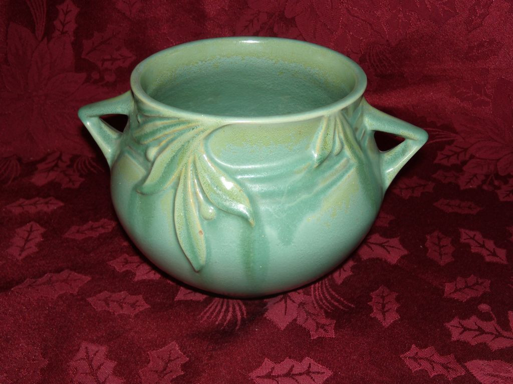 14 Popular Antique Porcelain Vases 2024 free download antique porcelain vases of antique roseville pottery green vases for l77 r375 3l