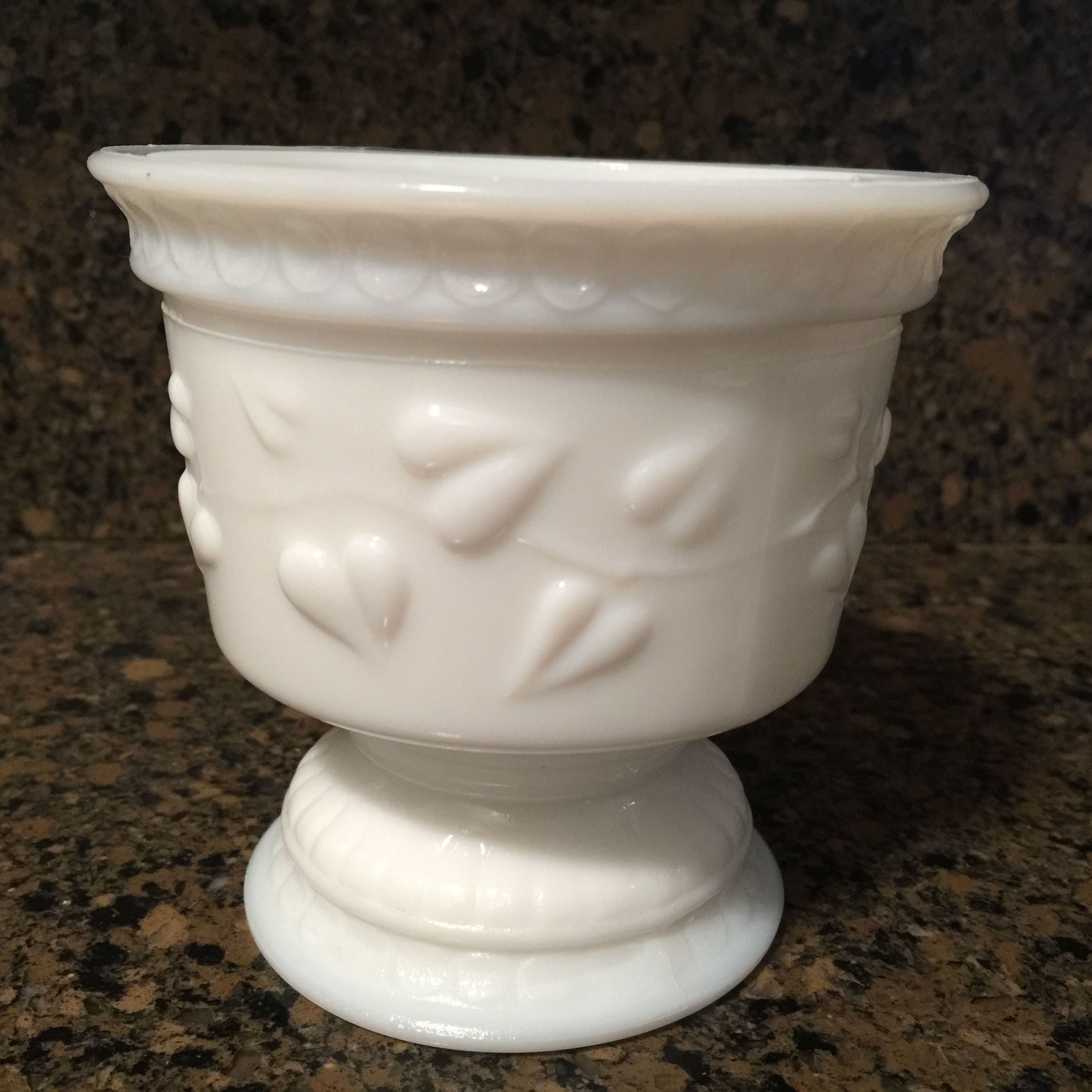 20 Fabulous Antique White Milk Glass Vases 2024 free download antique white milk glass vases of milk glass leaves ivy heart pattern pedestal compote a few throughout milk glass leaves ivy heart pattern pedestal compote