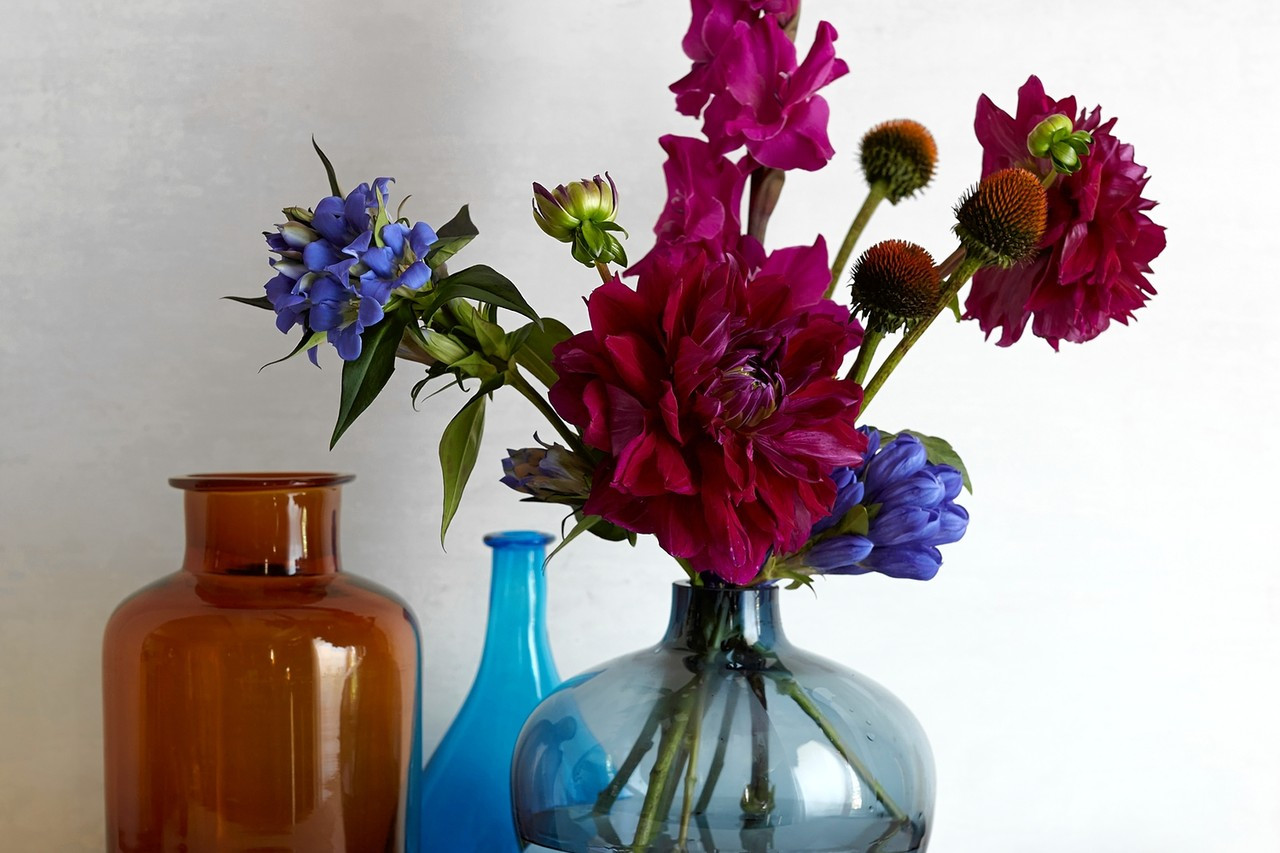 24 Elegant Azure Blue Art Glass Vase 2024 free download azure blue art glass vase of a flower arrangement inspired by a helen frankenthaler painting wsj within od be089 flower m 20141017110354