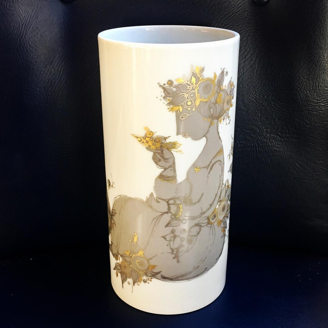 25 Unique Bjorn Wiinblad Vase 2024 free download bjorn wiinblad vase of porcelainvase hash tags deskgram regarding dc29fc298c28dbrighten up your monday dc29fc28cc29edc29fc298c289 bjorn wiinblad for rosenthal studio line porcelain