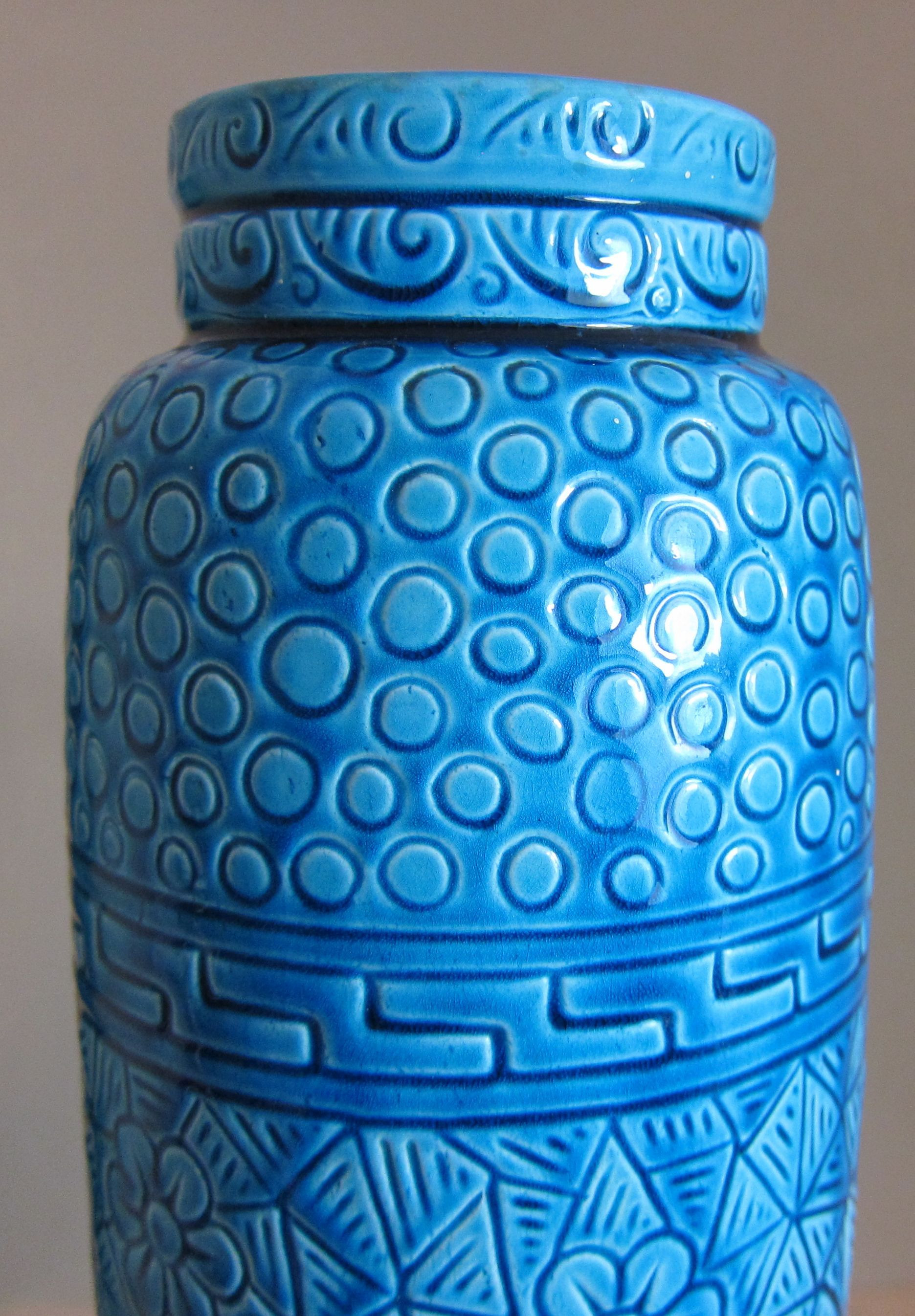 22 Stylish Blue and Brown Ceramic Vase 2024 free download blue and brown ceramic vase of pair burmantofts faience fine glaze persian blue grass pattern vases throughout pair burmantofts faience fine glaze persian blue grass pattern vases pottery ce