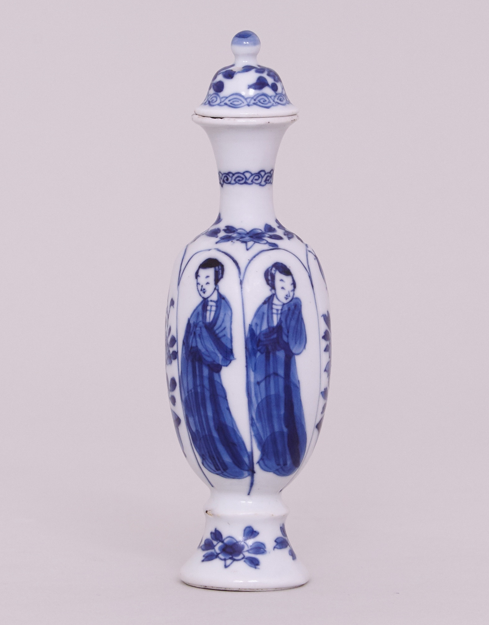 22 Great Blue and White Chinese Vase 2024 free download blue and white chinese vase of a chinese kangxi blue and white miniature vase and cover kangxi pertaining to a chinese kangxi blue and white miniature vase and cover