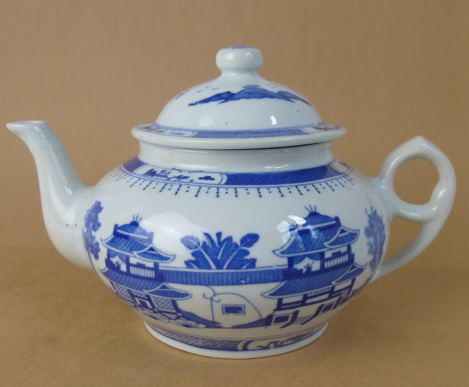 22 Great Blue and White Chinese Vase 2024 free download blue and white chinese vase of od 0050 oriental blue white teapot 5 c porcelain made in china with oriental blue white teapot 5 c porcelain made in china zoom