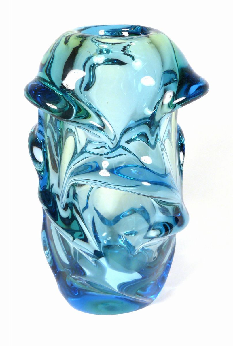 blue glass vase with gold of jan kota­k vase propeller a krdlovice vrtulova vaza od jana kota­ka intended for jan kota­k vase propeller a krdlovice vrtulova vaza od jana kota­ka aira sklo