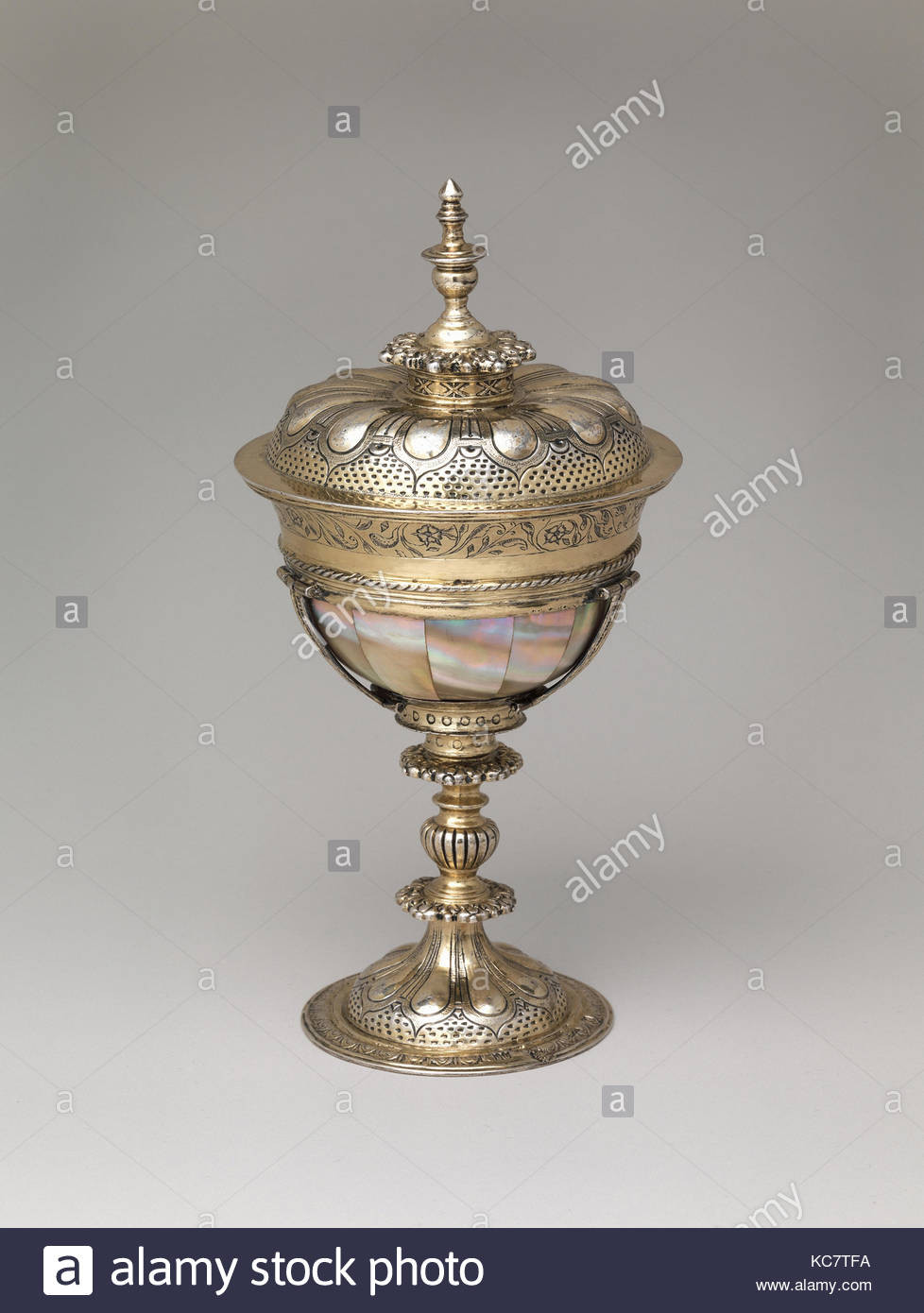 10 Perfect Brass Compote Vase 2024 free download brass compote vase of 11 7 x w stock photos 11 7 x w stock images alamy inside cup with cover r w british 1590 91 british london