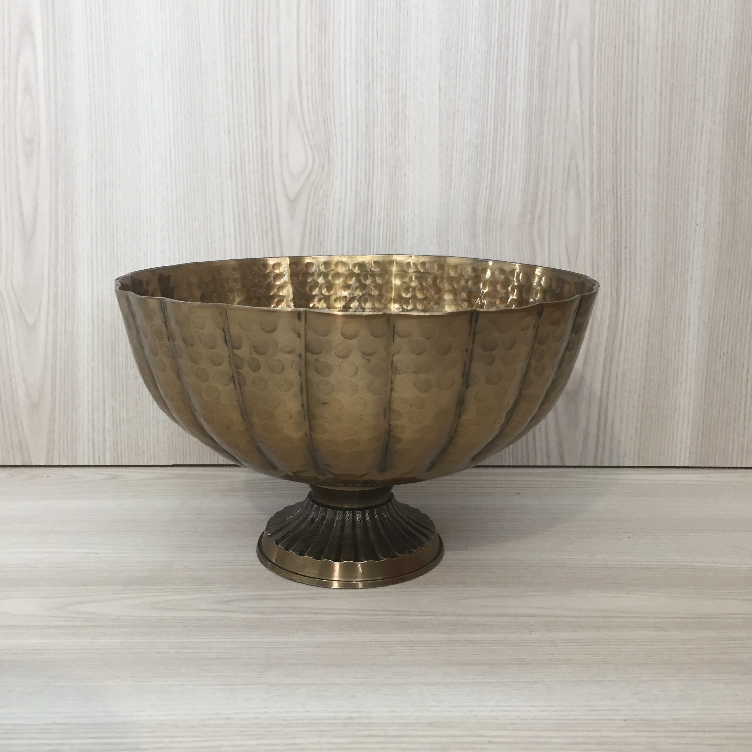 10 Perfect Brass Compote Vase 2024 free download brass compote vase of cariso brass pedestal bowl the pretty prop shop wedding and event hire with regard to brass compote vase hire auckland new zealand