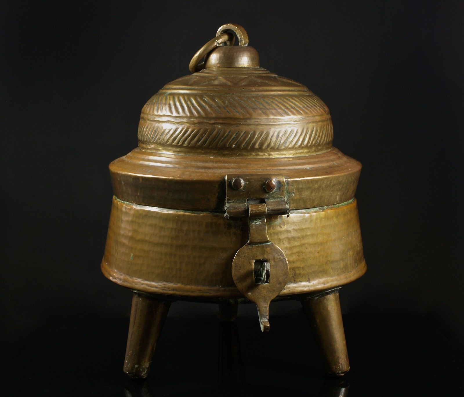 21 Stylish Brass Vase India 2024 free download brass vase india of an impressive 19th c indian brass betel box dabalo form tripod within indian brass betel box dabalo form tripod base in antiques asian oriental antiques indian ebay