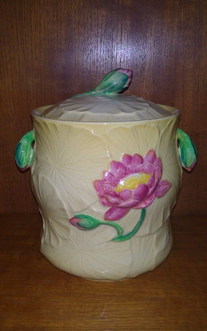 30 Amazing Carlton Ware Vase 2024 free download carlton ware vase of 37 best beautiful carlton ware pieces images on pinterest pertaining to carlton ware pink water lilly biscuit barrel in pottery porcelain glass porcelain