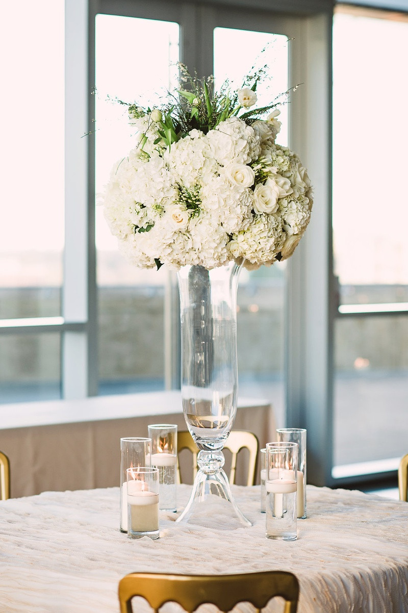 11 Ideal Cheap Glass Vases for Wedding 2022 free download cheap glass vases for wedding of reception dacor photos large floral arrangement atop glass vase intended for large ivory arrangement with hydrangeas roses greenery