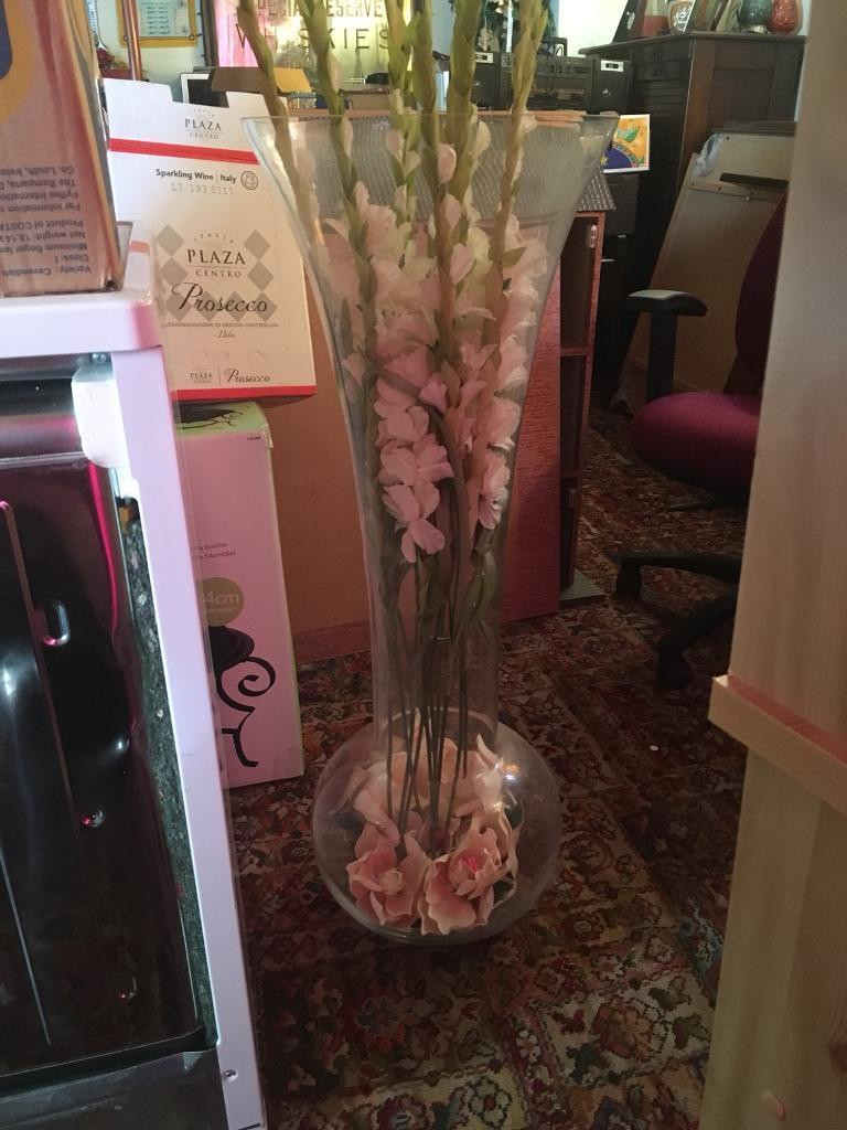 Cheap Large Vases for Weddings Of Magnificent Huge Glass Wedding Flower Vase In Great Ayton north for Magnificent Huge Glass Wedding Flower Vase