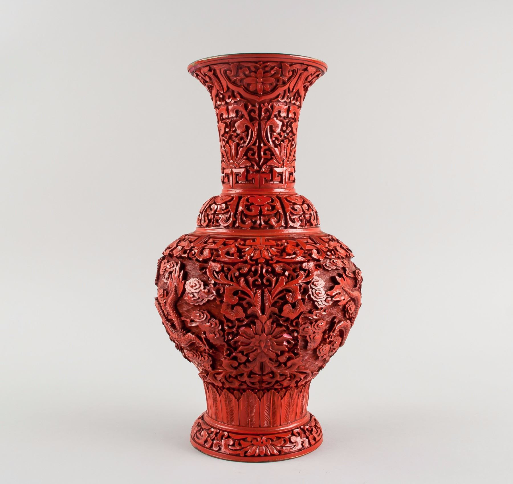 27 Awesome Chinese Cinnabar Lacquer Vase 2024 free download chinese cinnabar lacquer vase of chinese red cinnabar lacquer dragon vase pertaining to 28596430 1