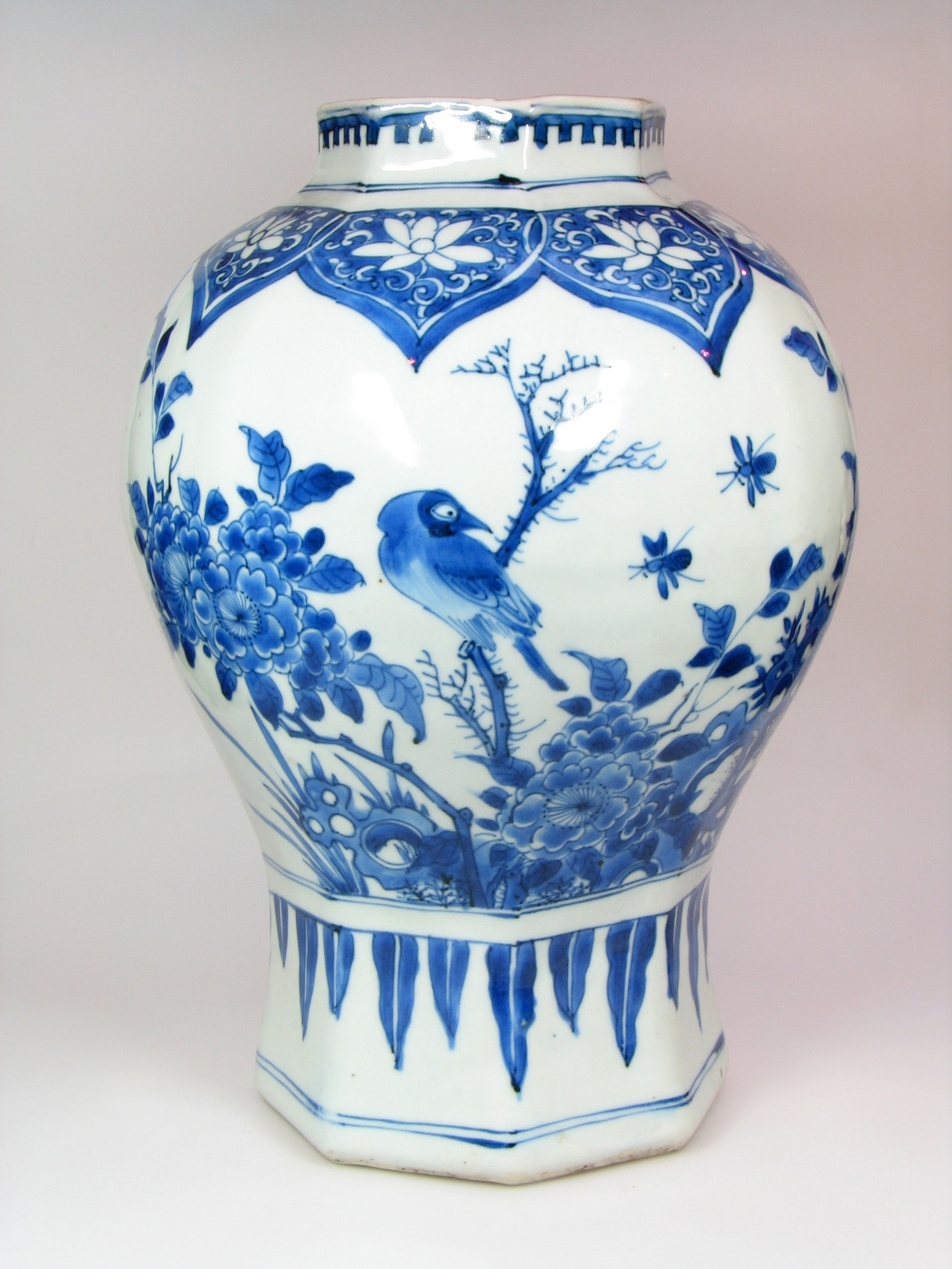 12 attractive Chinese Flower Vase 2024 free download chinese flower vase of a fine chinese blue white vase transitional 1630 1660 anita gray regarding a fine chinese blue white vase