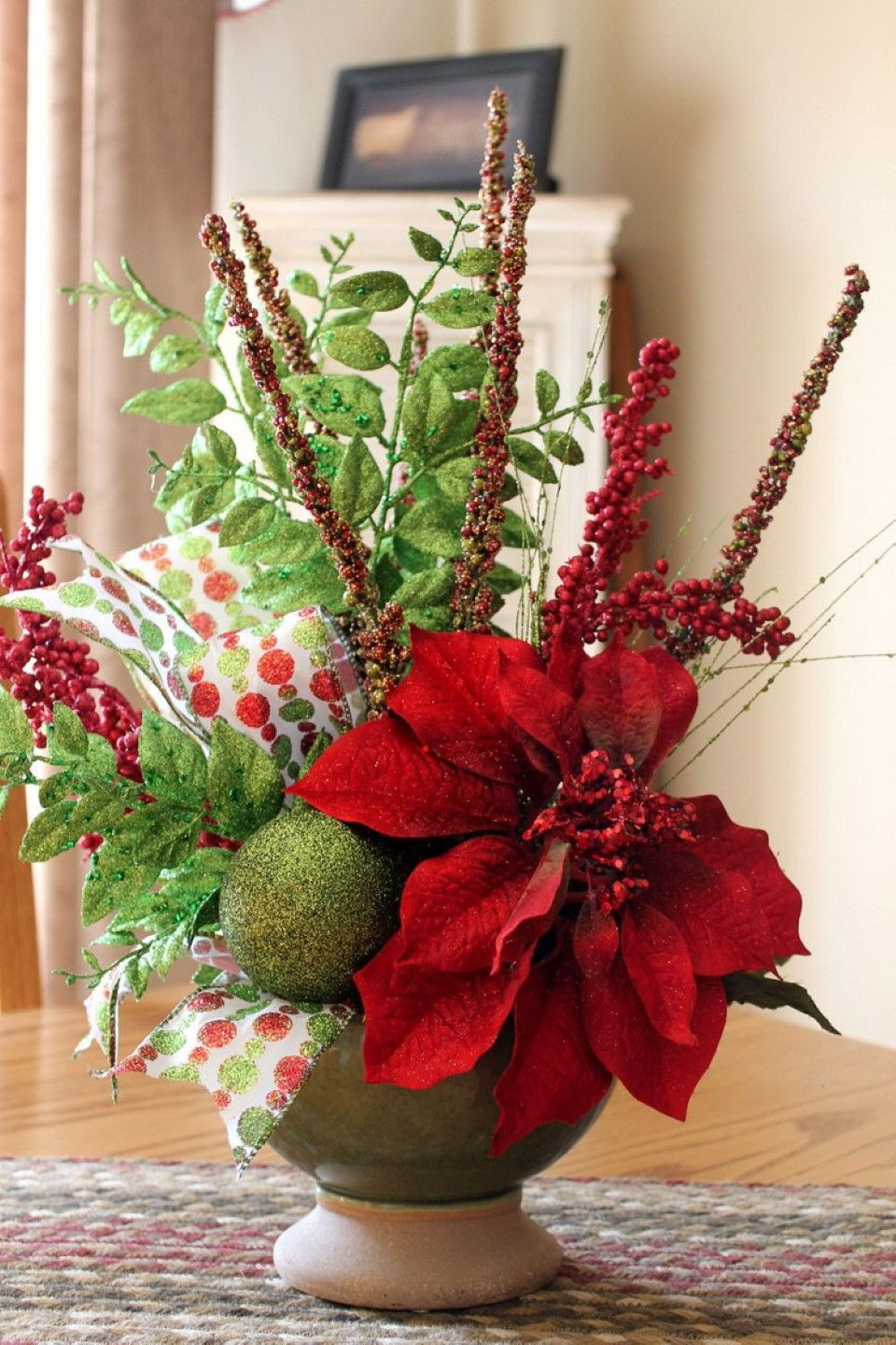 26 Trendy Christmas Vase Arrangements 2024 free download christmas vase arrangements of decoration floral poinsettia and artificial leafs for lovely intended for beautiful christmas flower vase arrangements ideas on wooden round table ideas