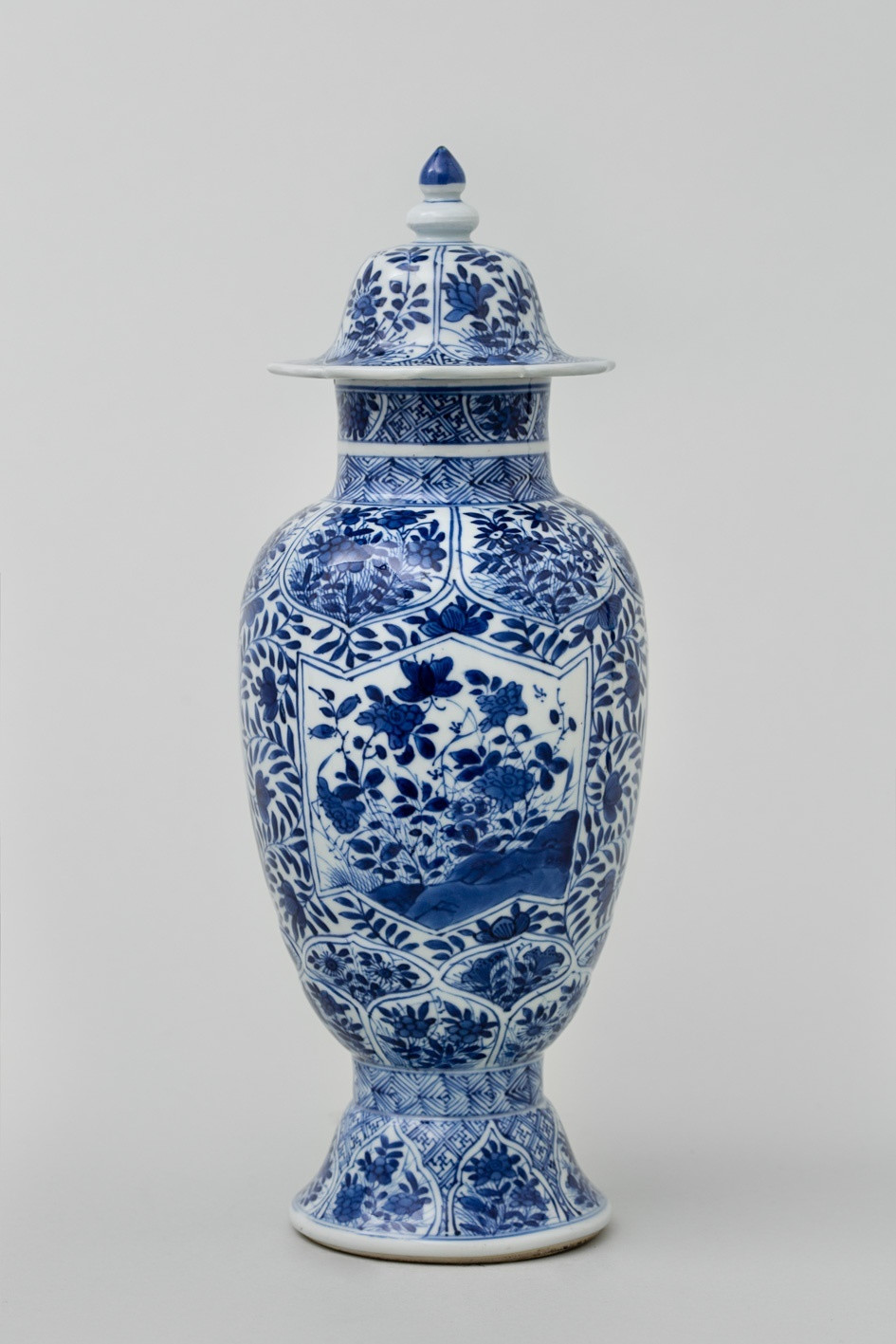 12 Lovable Cobalt Blue Vase 2024 free download cobalt blue vase of a chinese blue and white baluster vase and cover kangxi 1662 172 within a chinese blue and white baluster vase and cover