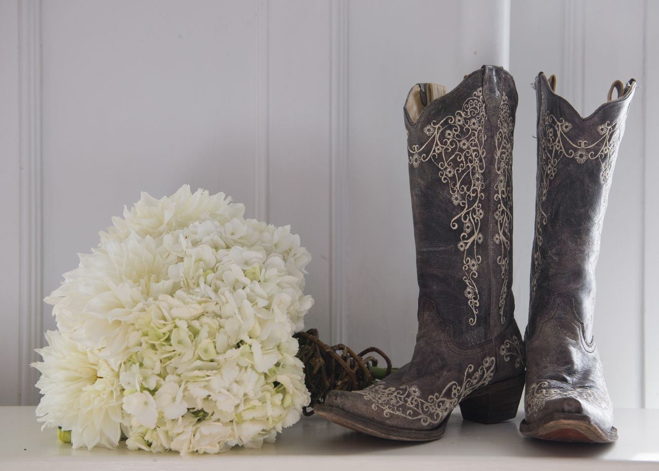 23 Nice Cowboy Boot Vase Wedding Decorations 2024 free download cowboy boot vase wedding decorations of cowgirl boots and bridal bouquet jayflora designs pinterest regarding cowgirl boots and bridal bouquet