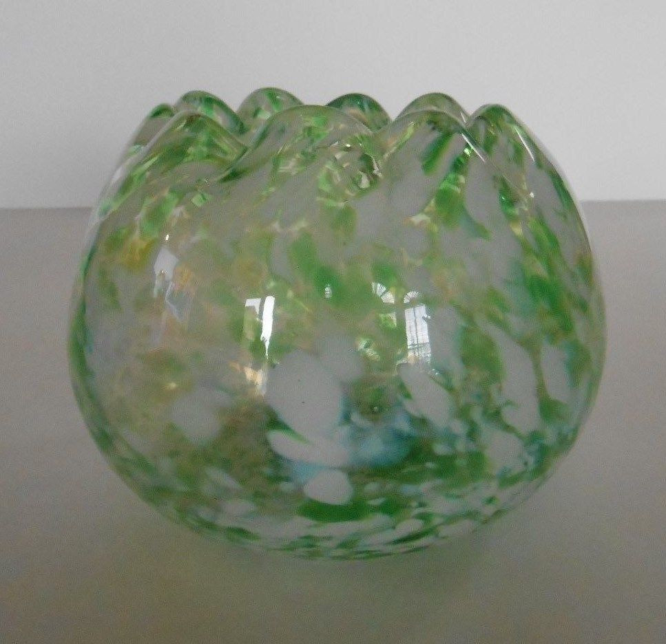26 Stylish Crystal Rose Bowl Vase 2024 free download crystal rose bowl vase of glass rose bowl vase green white blue yellow spatter glass crimped for glass rose bowl vase green white blue yellow spatter glass crimped rim pontil