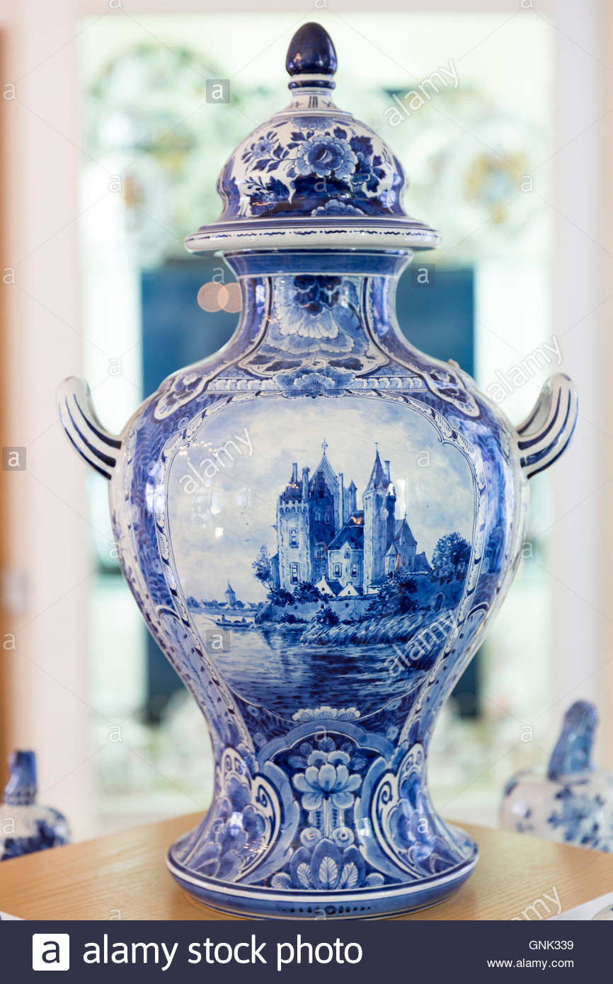 14 Amazing Delft Blue Tulip Vase 2024 free download delft blue tulip vase of delft blue antique stock photos delft blue antique stock images throughout delft blue luxury old hand painted porcelain urn vase at royal delft experience shop in