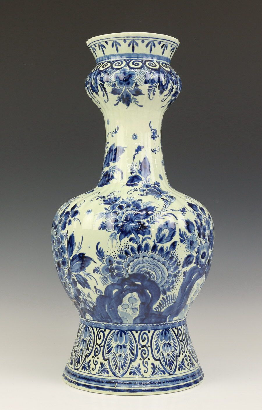 delft vase value of delft grote blauw aardewerk knobbelvaas begin 20e jarrones intended for delft grote blauw aardewerk knobbelvaas begin 20e delft vases