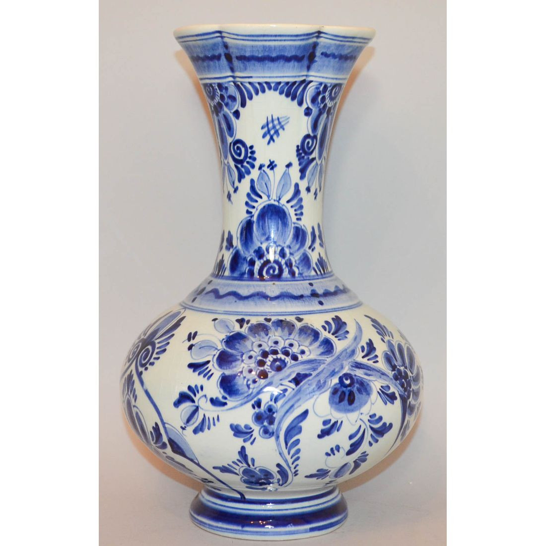 25 Cute Delft Vase Value 2023 free download delft vase value of vintage hand painted blue white floral porcelain delft vase regarding vintage hand painted blue white floral porcelain delft vase