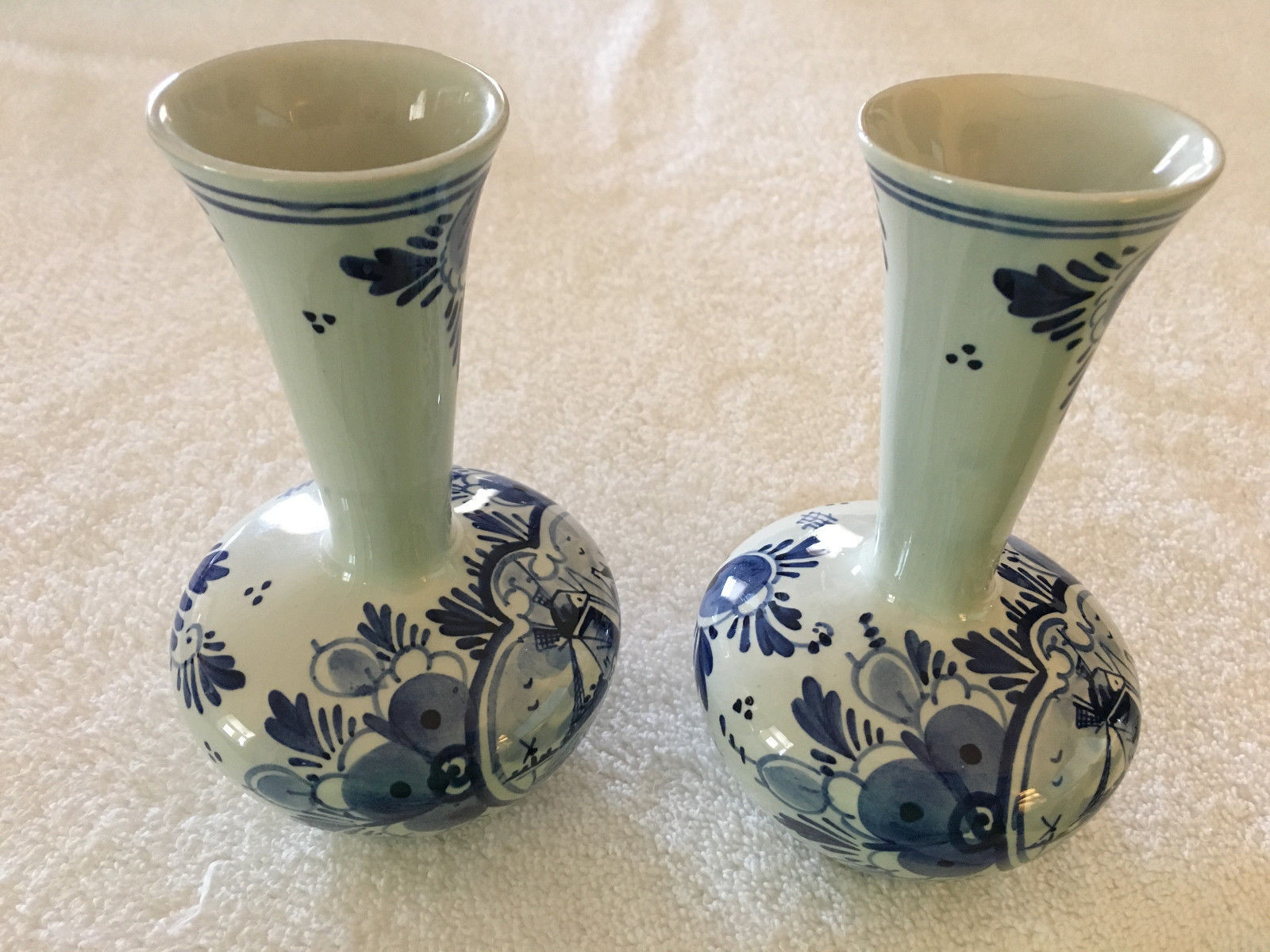 delft vase value of vintage pair of delft blue hand painted 6 bud vase made in holland in vintage pair of delft blue hand painted 6 bud vase made in holland 1 of 12 vintage pair of delft