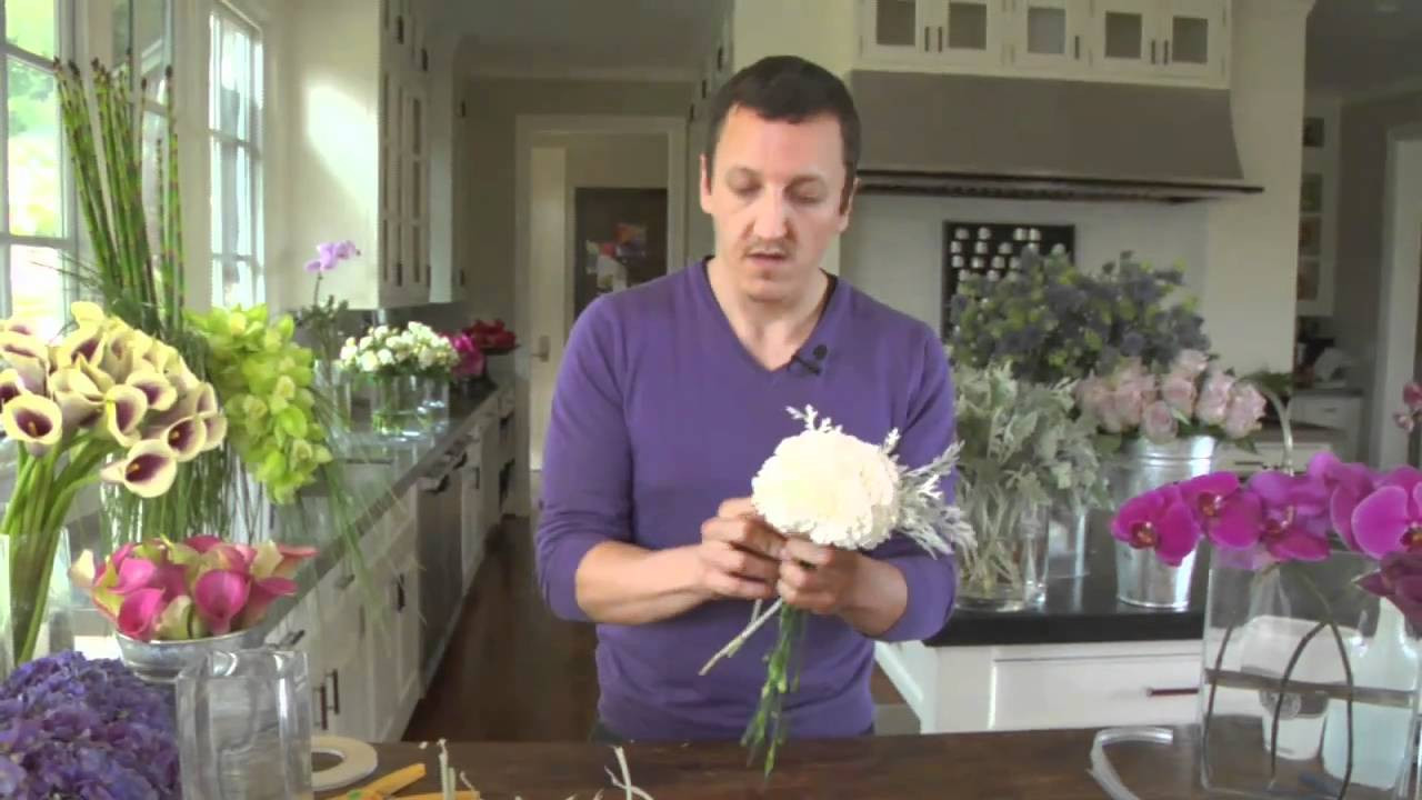 26 Unique Fd1 Florist Designed Bouquet In A Vase 2024 free download fd1 florist designed bouquet in a vase of how to arrange flowers and create simple bouquets pottery barn intended for how to arrange flowers and create simple bouquets pottery barn youtube