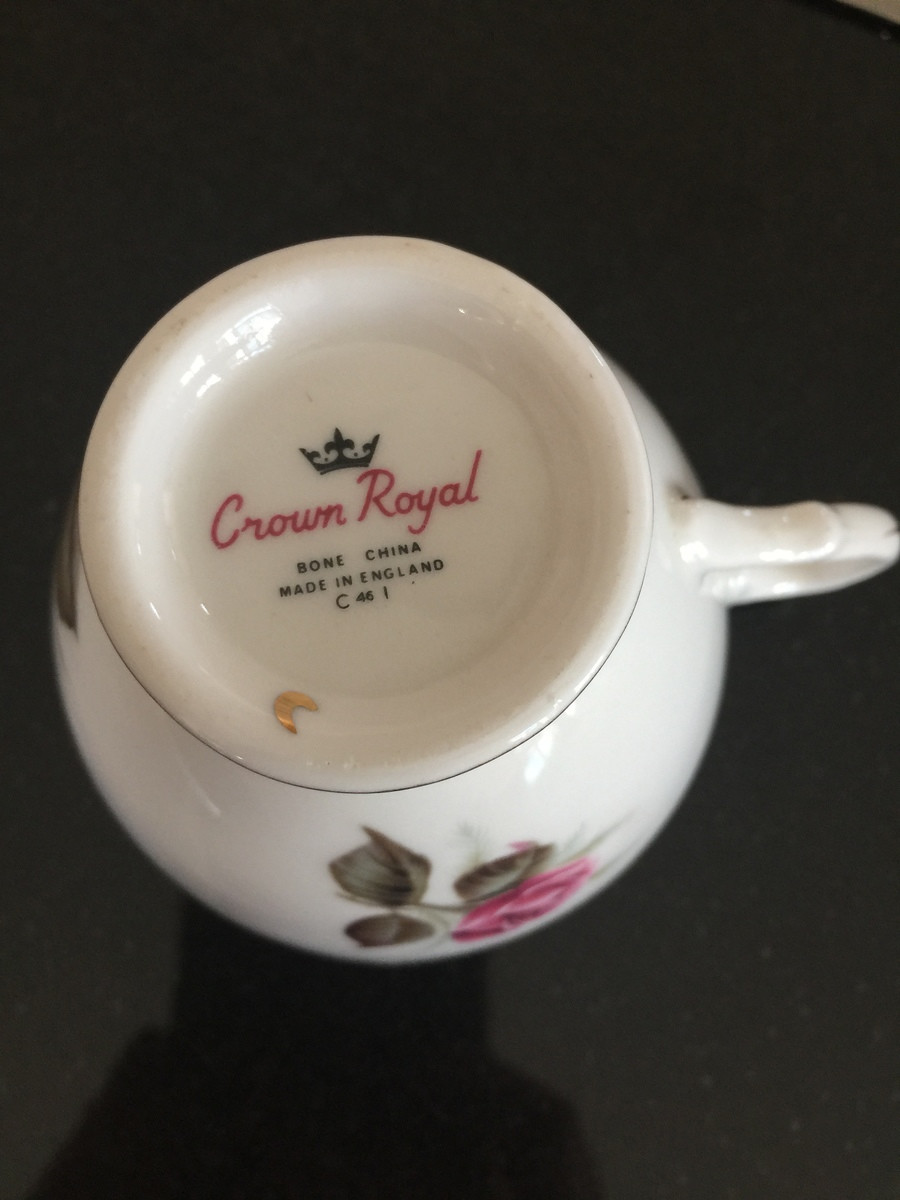 16 Cute Fine China Vase Made In Japan 2024 free download fine china vase made in japan of tea set artifact collectors with regard to hi i have a crown royal tea sat it says on the back bone china made in england one of the numbers is c46i im tryin