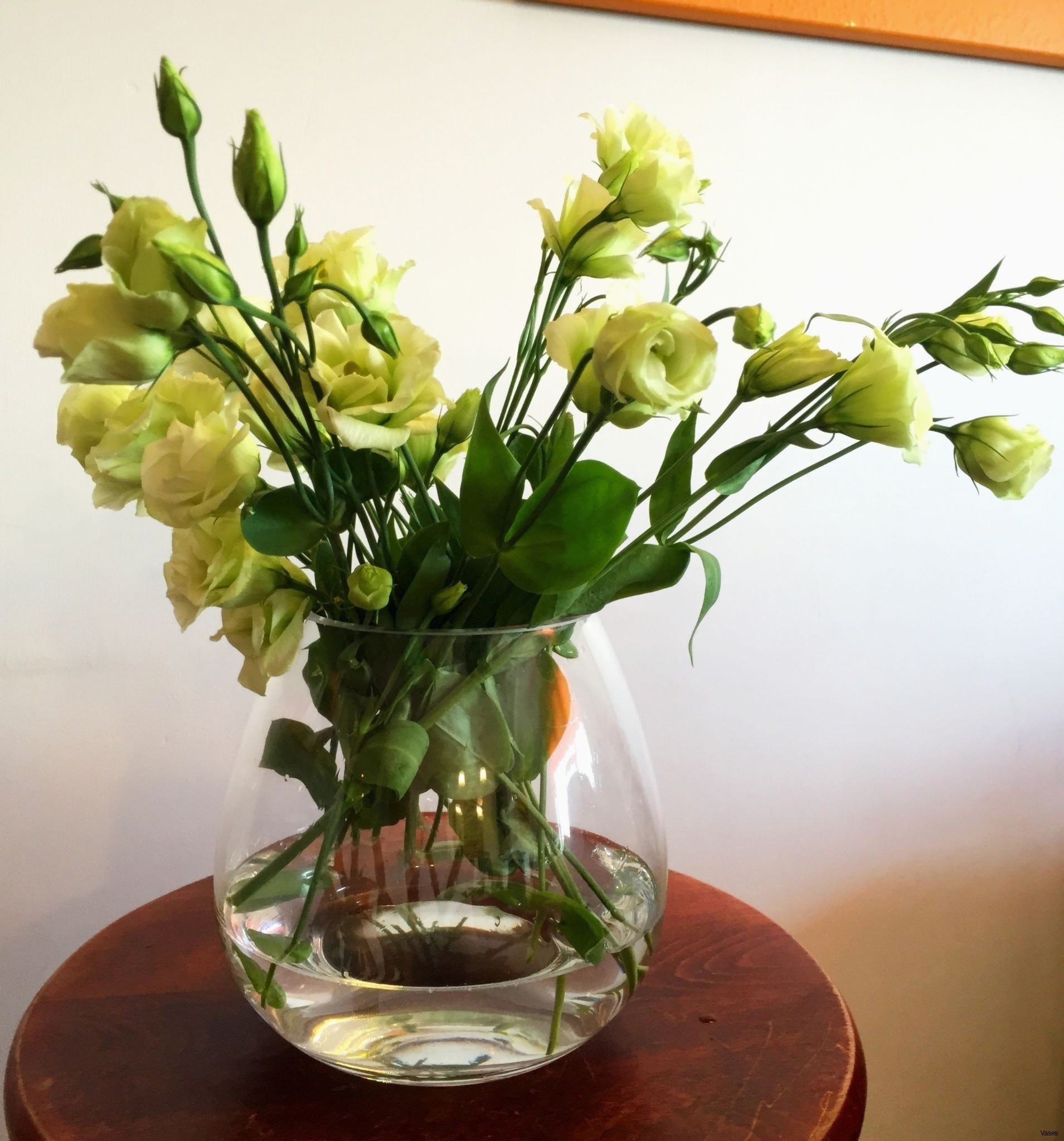 19 Elegant Flower Arrangements In Small Square Vases | Decorative vase