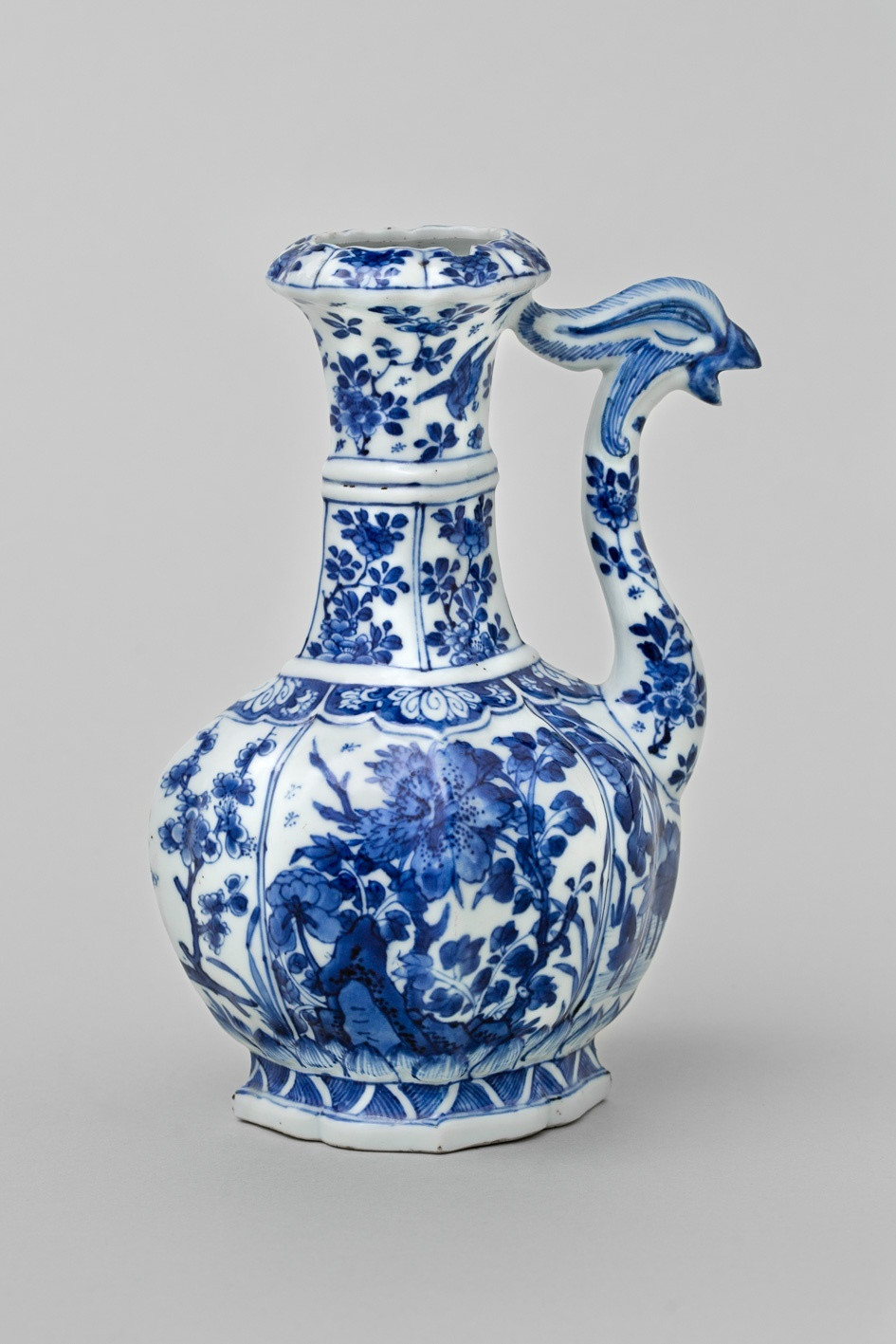 22 Amazing Frog Vase Pottery 2023 free download frog vase pottery of a chinese blue and white phoenix head ewer kangxi 1662 1722 within a chinese blue and white phoenix head ewer