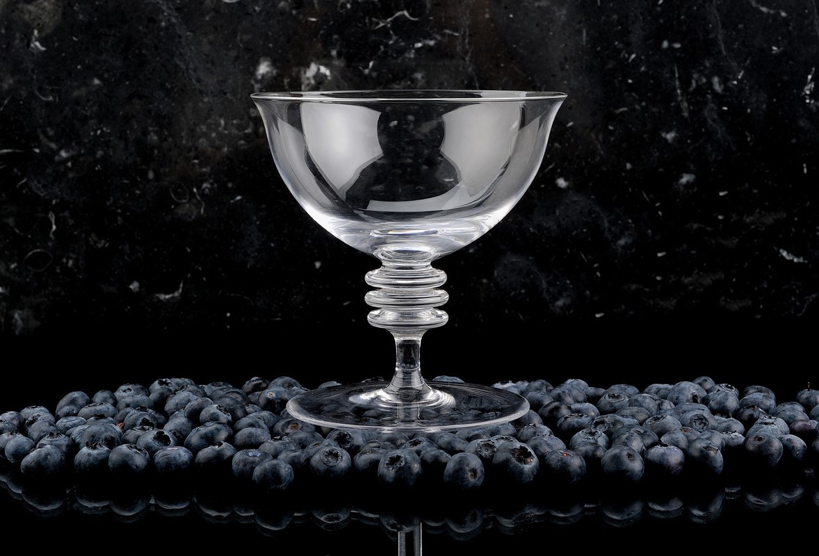 Giant Champagne Glass Vase Of Oskar Kogoj Nature Design Glass for Prana Energy Bowl