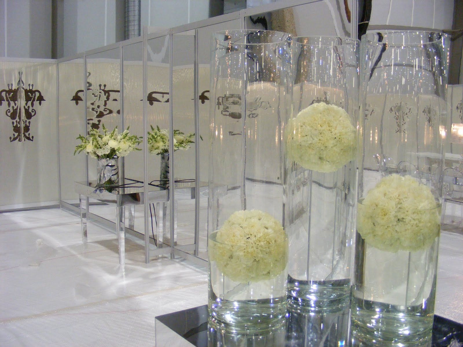 29 Awesome Glass Cylinder Vase Centerpiece Ideas 2024 free download glass cylinder vase centerpiece ideas of we featured a trio of floating white flower balls in large glass intended for glass cylinder vases for a sleek modern and sophisticated style descrip