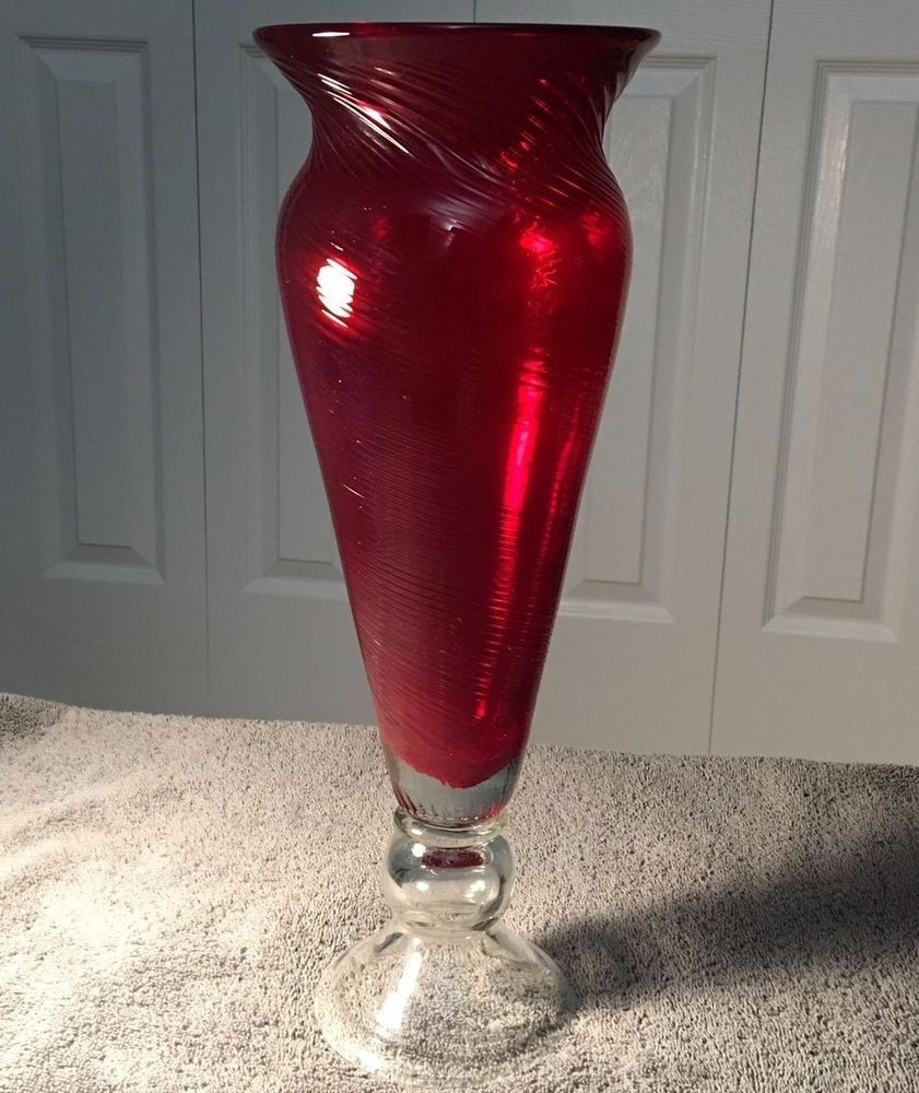 glass vase suppliers of cased glass flower vase red clear spiral ribbed hand mouth regarding 4341e258bfb21eed5c463e5b07514707