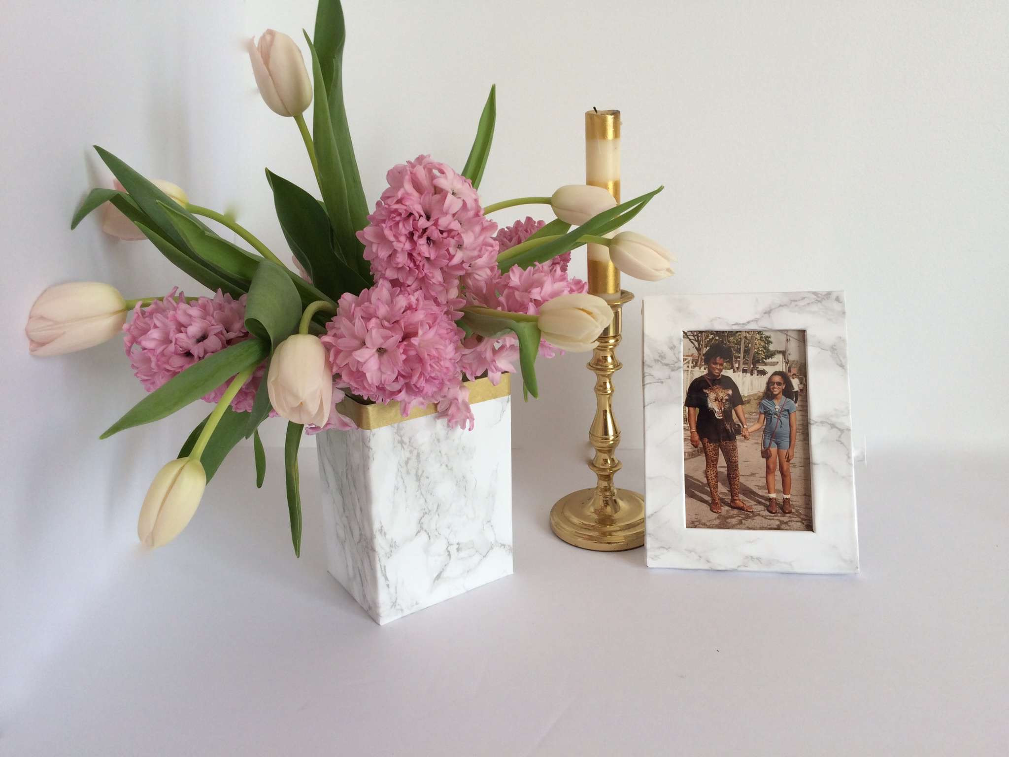 22 Fantastic Glass Vase with Gold Bottom 2024 free download glass vase with gold bottom of a gorgeous diy faux marble vase frame within 1 57164fbe3df78c3fa2afc31e jpg