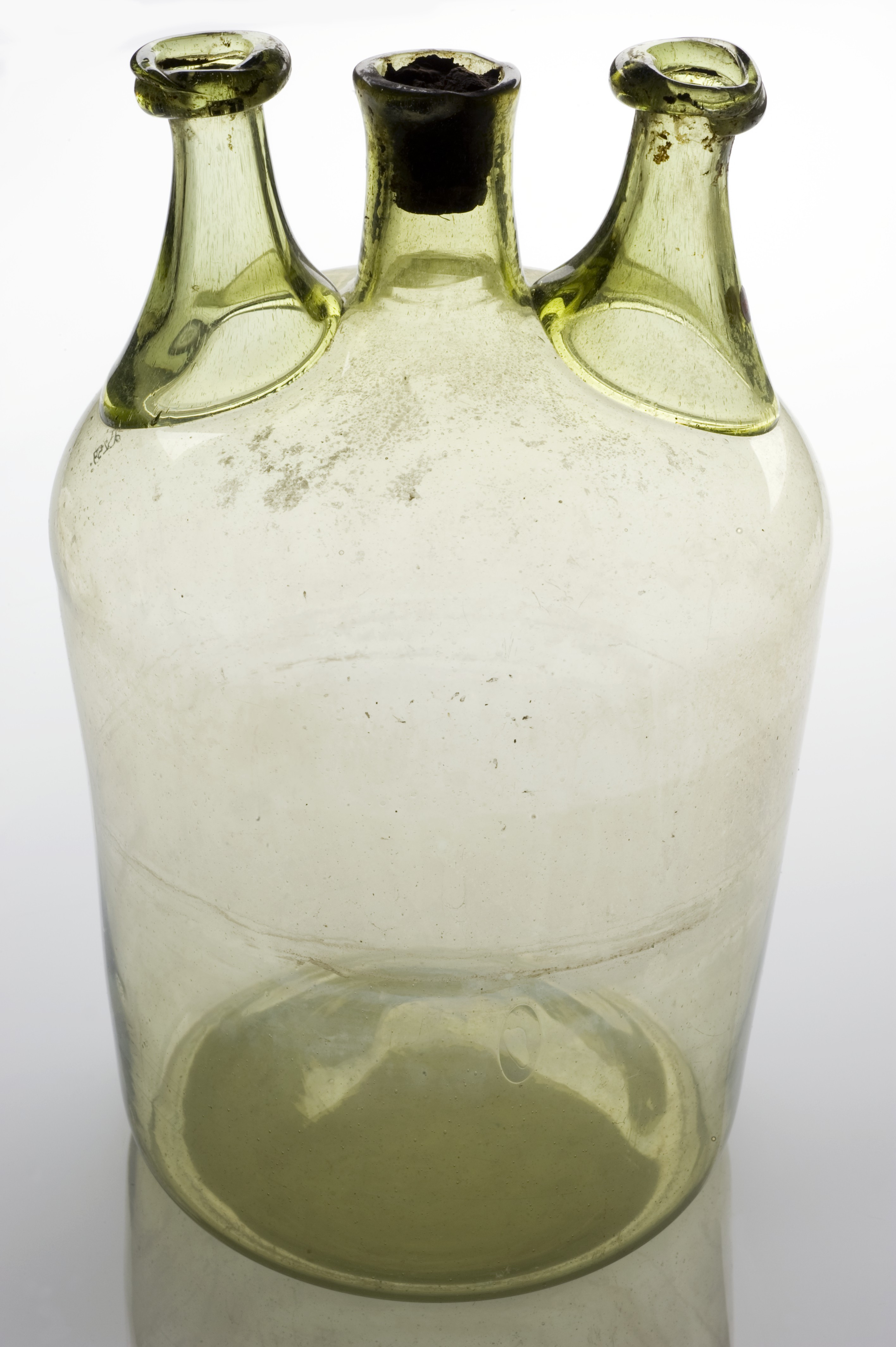 Green Glass Jug Vase Of Ddnd¾ndµdodgreen Glass Woulfe Bottle Europe 1851 1900 Wellcome Intended for Ddnd¾ndµdodgreen Glass Woulfe Bottle Europe 1851 1900 Wellcome L0057438