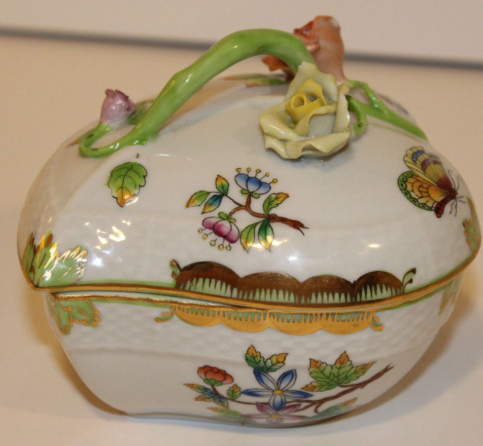 15 Stylish Herend Hvngary Hand Painted Vase 2024 free download herend hvngary hand painted vase of herend hungary queen victoria butterfly 4 5 x 4 large size bonbon regarding herend hungary queen victoria butterfly 4 5 x 4 large size bonbon trinket