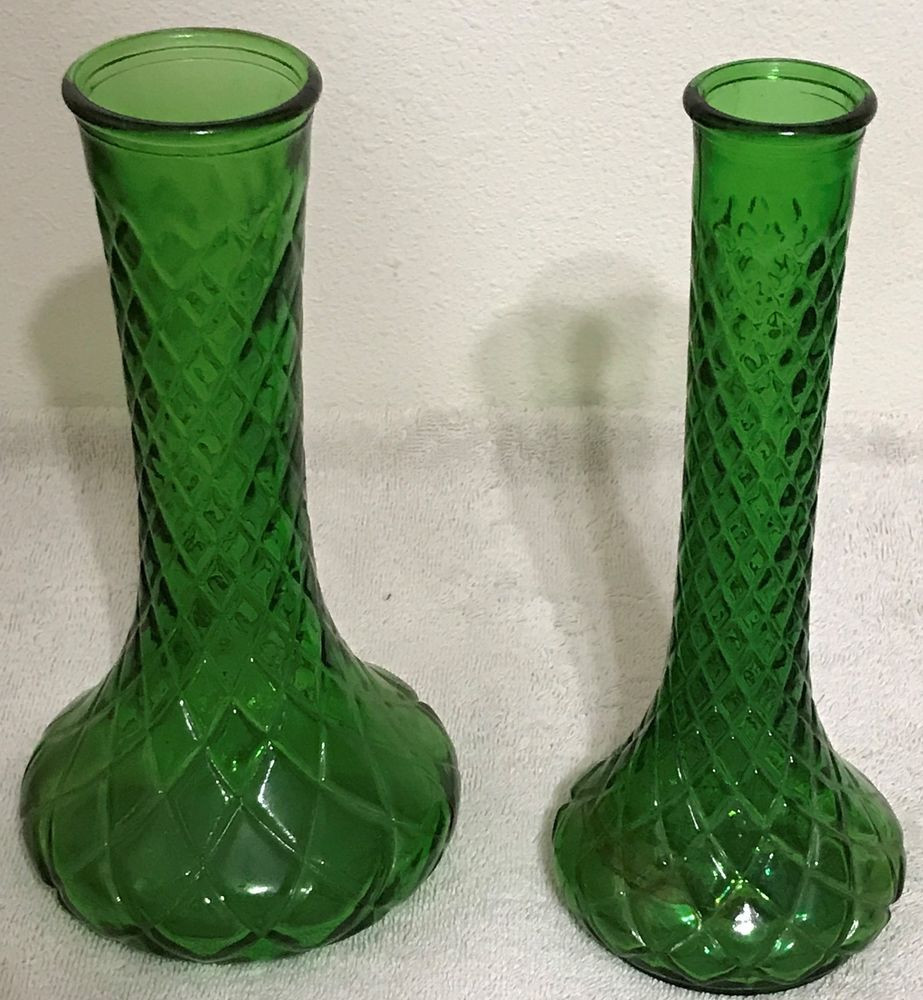 hoosier glass vase 4095 of two vintage hoosier glass vases green quilted diamond pattern 4095 5 with regard to two vintage hoosier glass vases green quilted diamond pattern 4095 5 4092 4 ebay