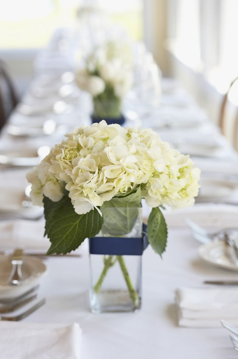 25 Wonderful Hydrangea Centerpieces In Square Vases 2024 free download hydrangea centerpieces in square vases of beautiful and budget friendly flower arrangements at bunches direct pertaining to wedding centerpiece photos wedding centerpieces pictures bridalbud