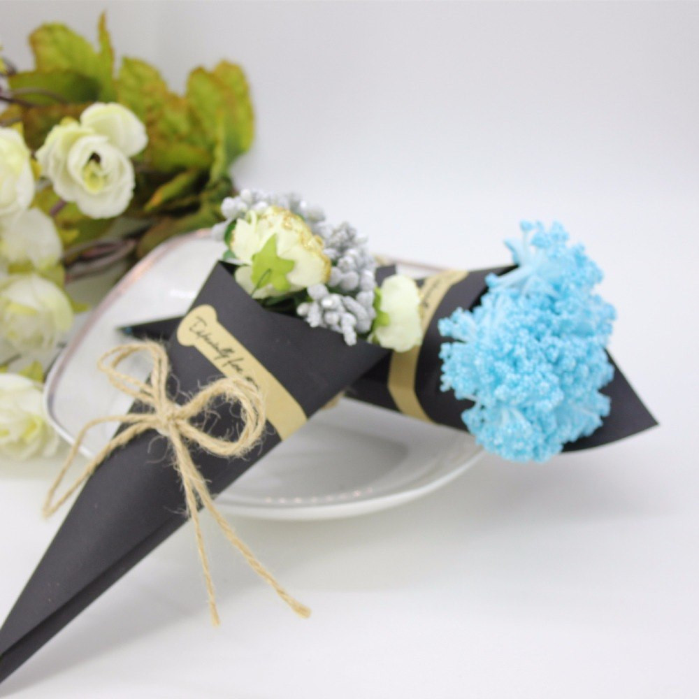 ice cream cone flower vase of aliexpress com buy 100 x wedding favors flower cones holder ice for aliexpress com buy 100 x wedding favors flower cones holder ice cream style diy kraft paper brown black candy boxes party wedding table decorations from
