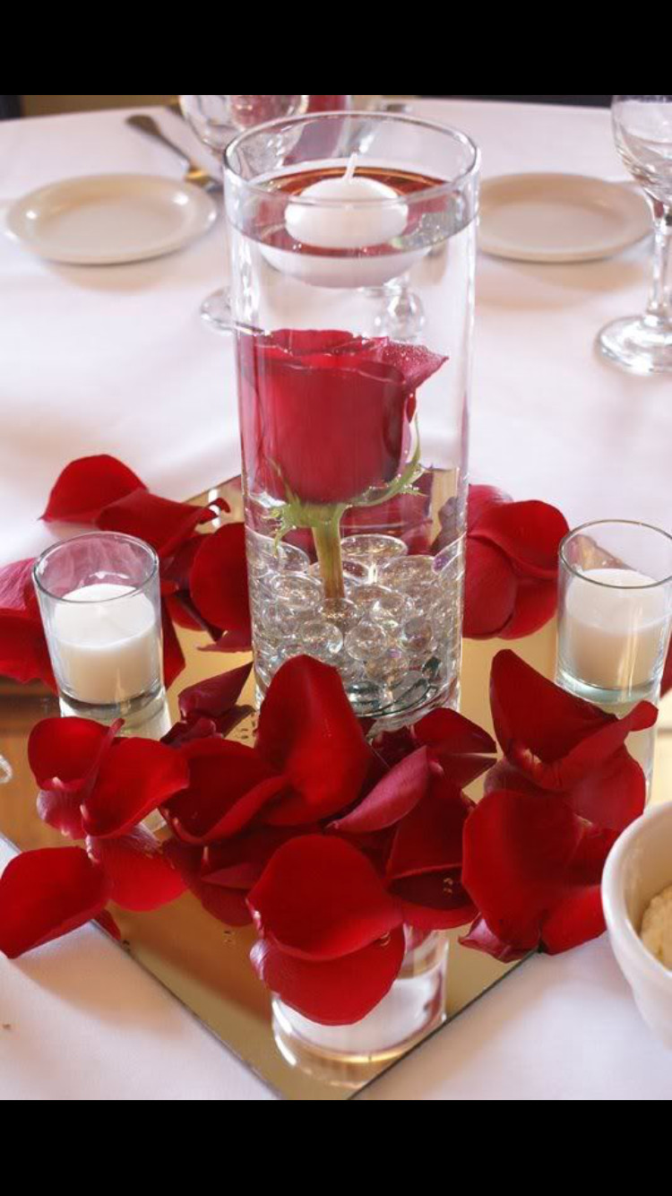 17 Unique Ideas for Glass Vases for Centerpieces 2024 free download ideas for glass vases for centerpieces of pin by bibiane carmant on work ideas pinterest centerpieces with love decorates the mood every february 14 and the valentines day decorations speak 