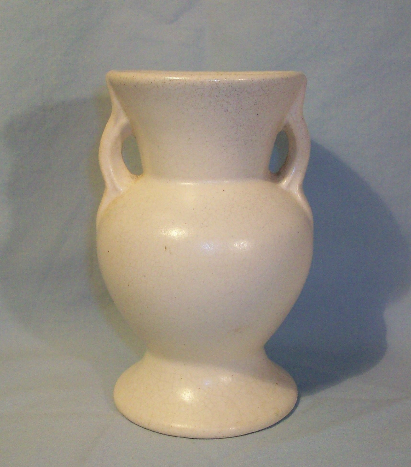 ivory ceramic vase of 1940s shawnee pottery miniature vintage pottery from jens for 1940s shawnee pottery miniature