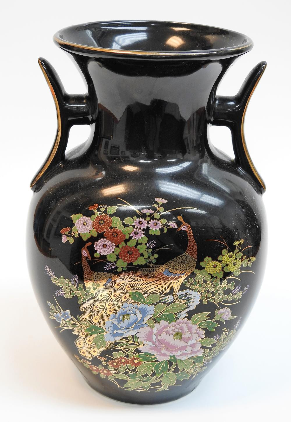 10 Cute Japanese Vase Appraisal 2024 free download japanese vase appraisal of japanese vases for sale at online auction modern antique intended for vintage japanese black porcelain vase