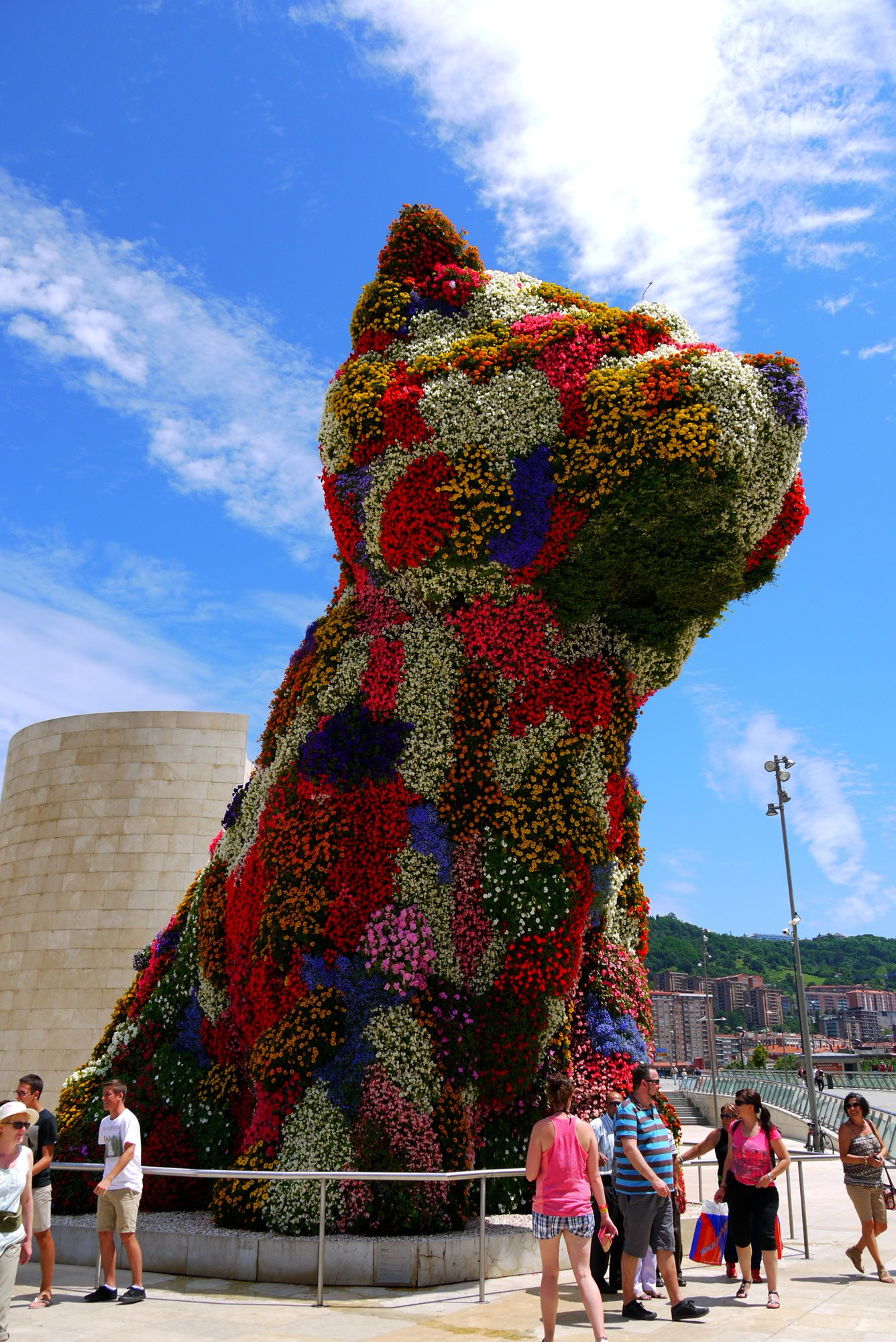 18 Stylish Jeff Koons Puppy Vase Price 2024 free download jeff koons puppy vase price of bilbao hitch hiking budget travelling hitch hikers handbook with regard to close up of puppy 1992 by jeff koons outside the guggenheim museum taken