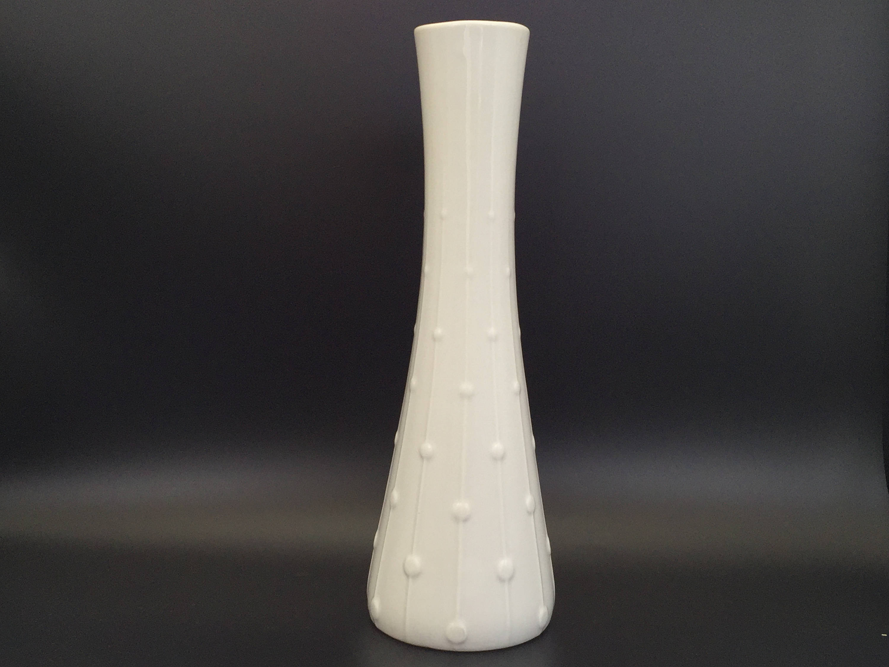 25 Wonderful Kaiser White Bisque Porcelain Vase 2024 free download kaiser white bisque porcelain vase of gerold 6999 bavaria op art mid century modern 1960s germany inside dc29fc294c28ezoom