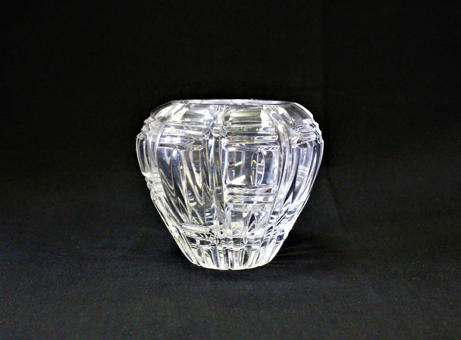 10 Lovable Lenox Bud Vases Set Of 3 2024 free download lenox bud vases set of 3 of vintage small spherical heavy cut optic lead crystal repetitive regarding vintage small spherical heavy cut optic lead crystal repetitive geometric design rose or