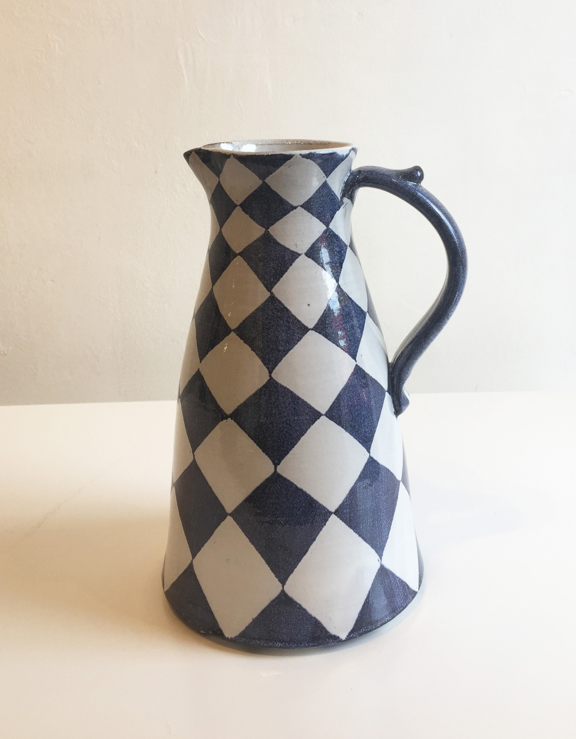 13 Amazing Long Narrow Vase 2024 free download long narrow vase of checkerboard jug sarah wiseman gallery within checkerboard jug