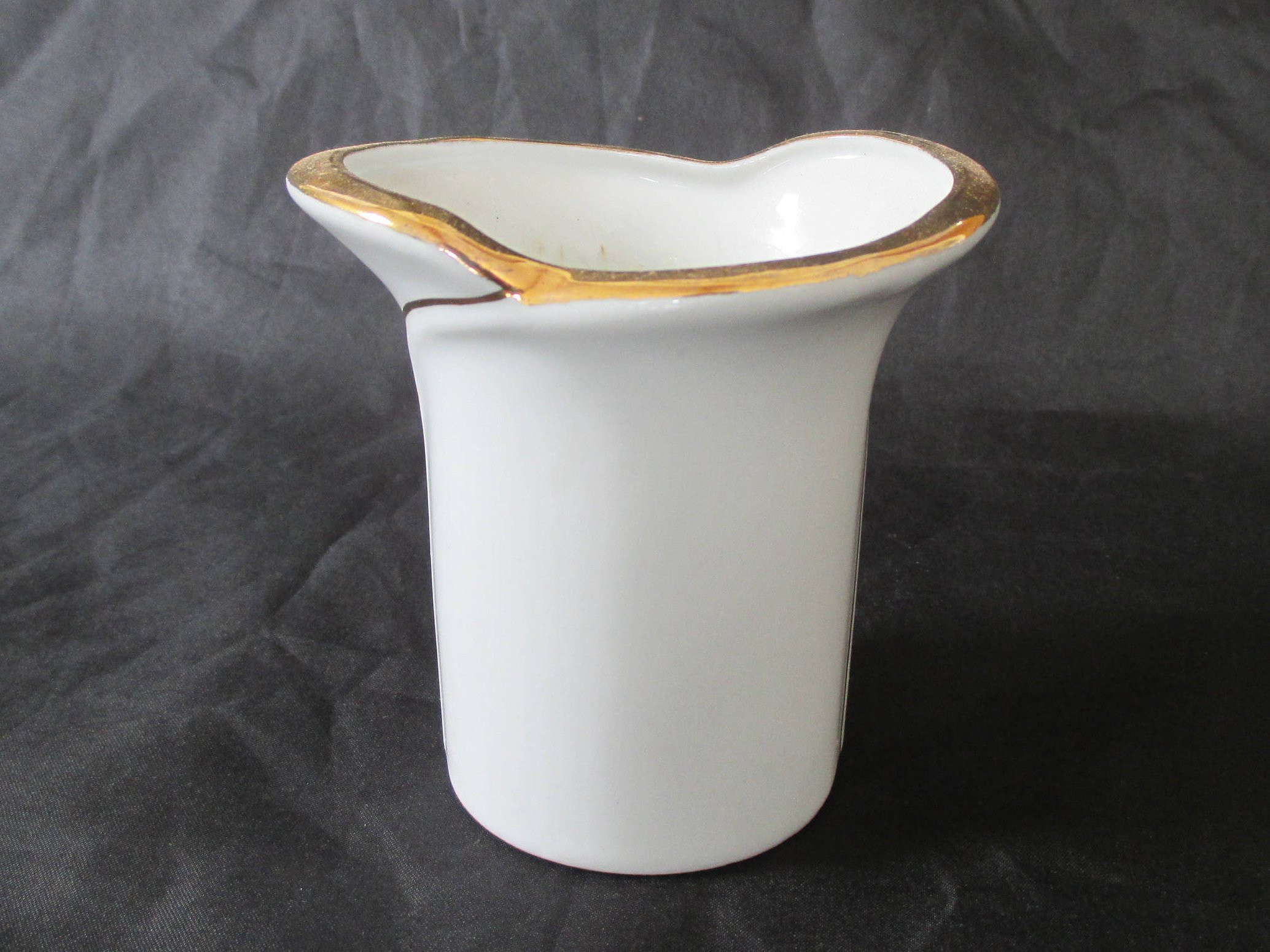 12 Stylish Metallic Silver Ceramic Vase 2024 free download metallic silver ceramic vase of white porcelain vase bavarian fena porcelain like arzberg etsy throughout dc29fc294c28ezoom