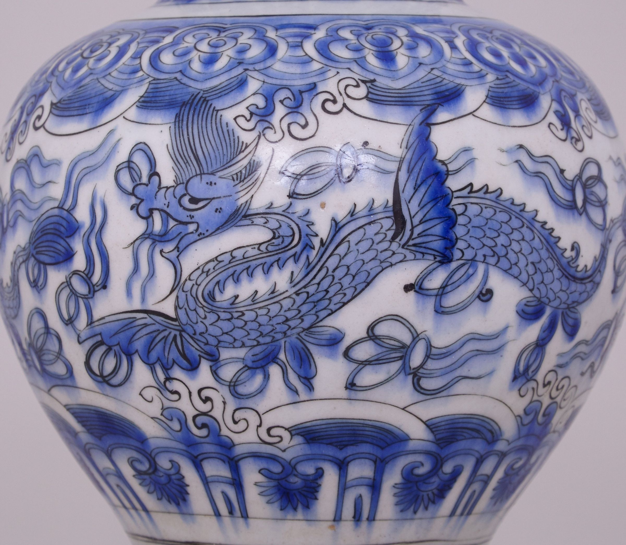 12 Spectacular Ming Dynasty Blue and White Vase 2024 free download ming dynasty blue and white vase of white pottery vase best of a blue and white persian safavid jar 17th pertaining to white pottery vase best of a blue and white persian safavid jar 17th ce