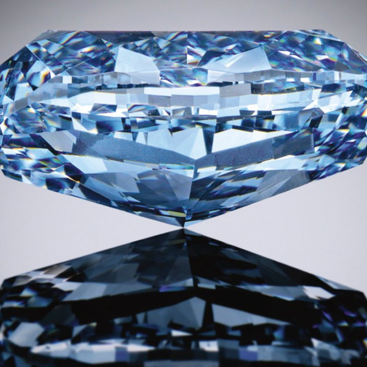 11 Stunning Most Expensive Vase In the World 2024 free download most expensive vase in the world of the rarest of the rare multimillion dollar blue diamonds for the rarest of the rare multimillion dollar blue diamonds jewellery sothebys